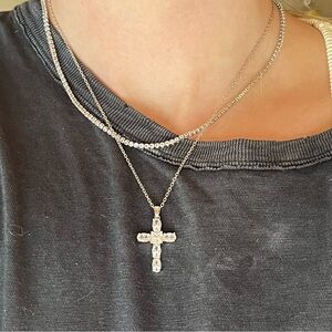 Elegant Silver Cross Pendant Necklace